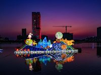 南上海最大灯会启幕，莘庄商圈、主干道沿街、春申湖广场齐亮灯，为期20天