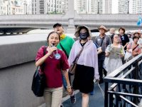 本地游客冒着酷暑也要逛马路，上海城市深度微游方兴未艾