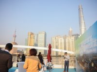 上海这个区将一场面向科创企业的推介活动放在游船上，带企业看到了“未来”
